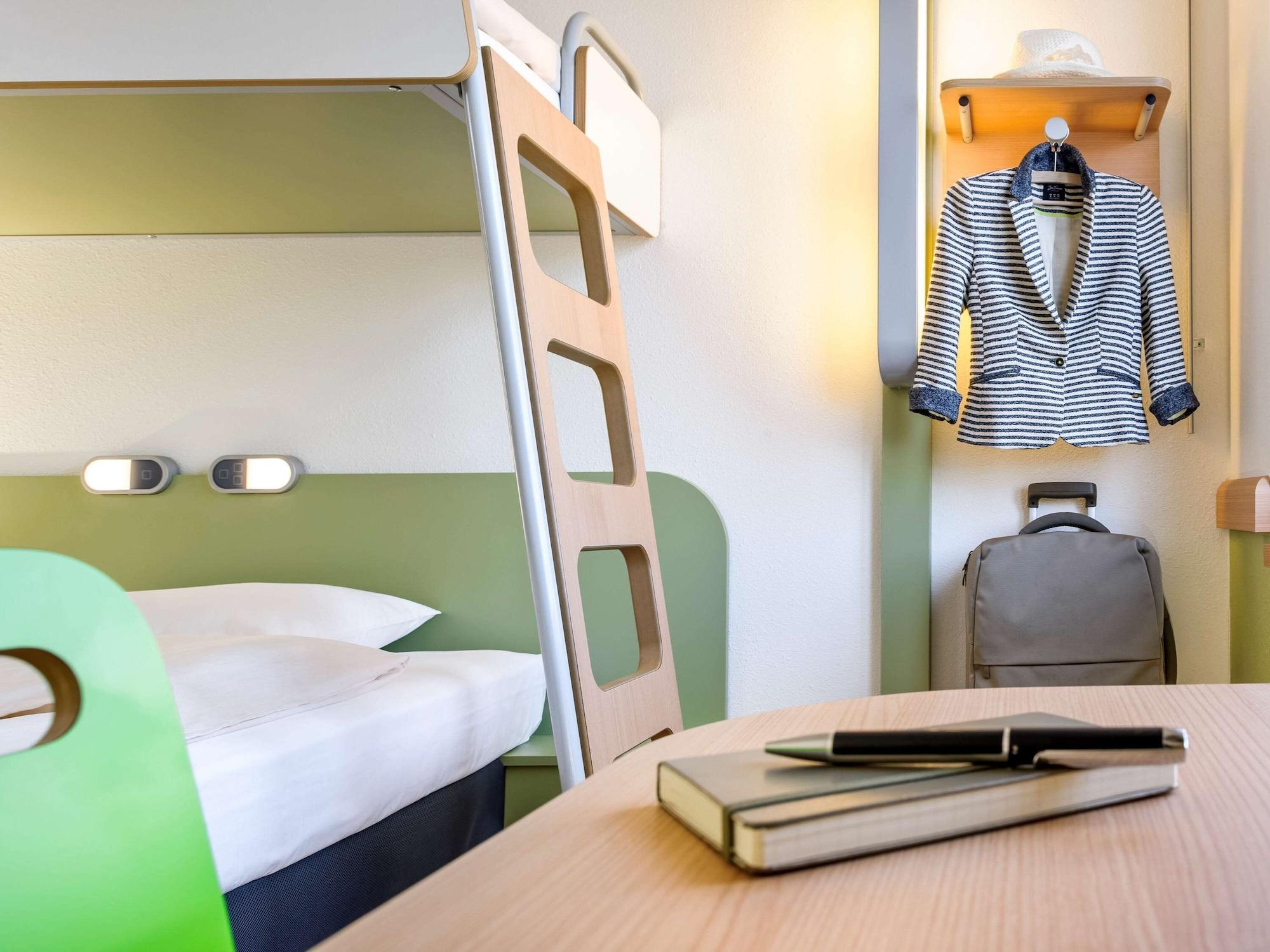 Ibis Budget Metz Technopole Экстерьер фото