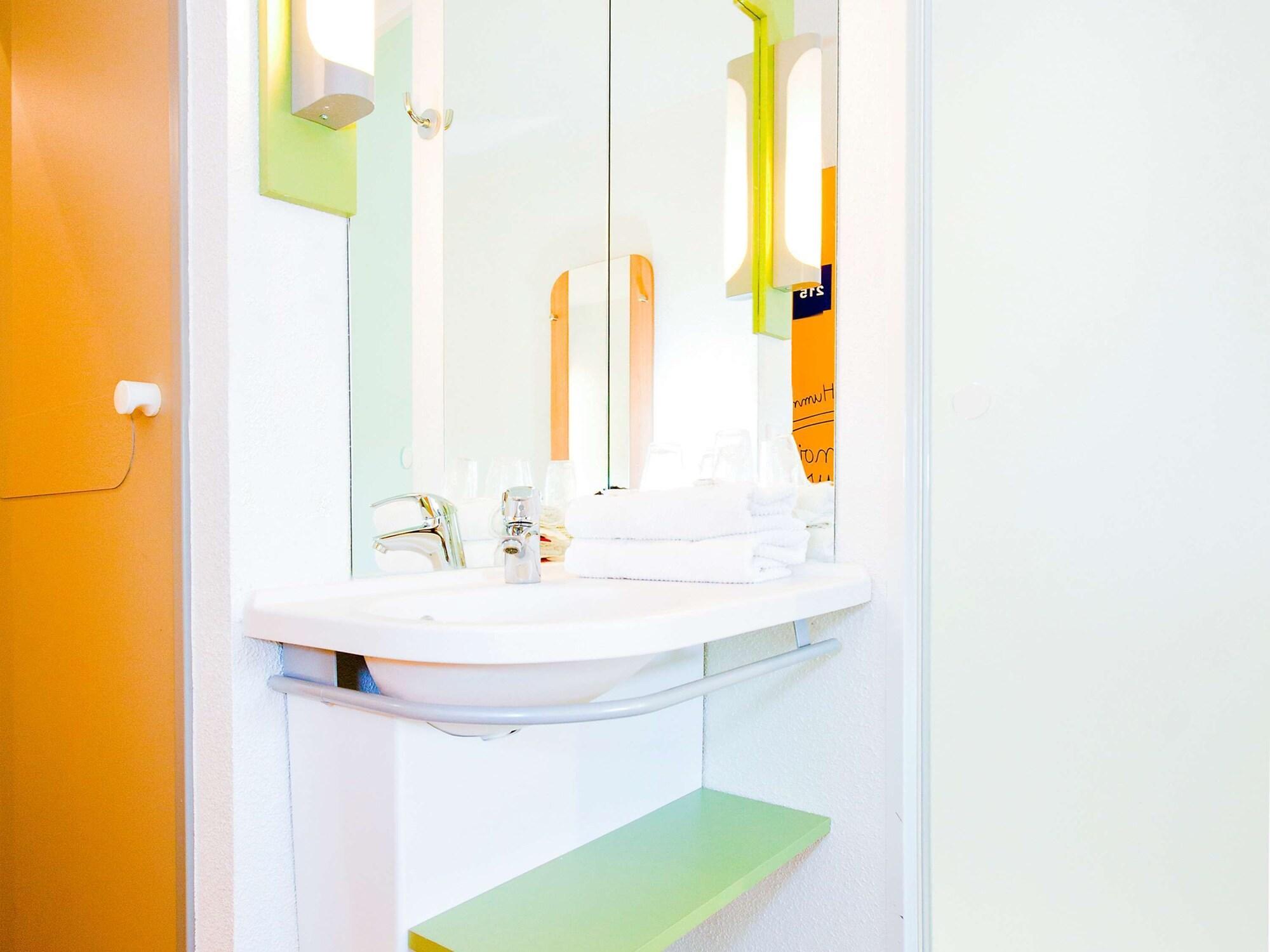 Ibis Budget Metz Technopole Экстерьер фото