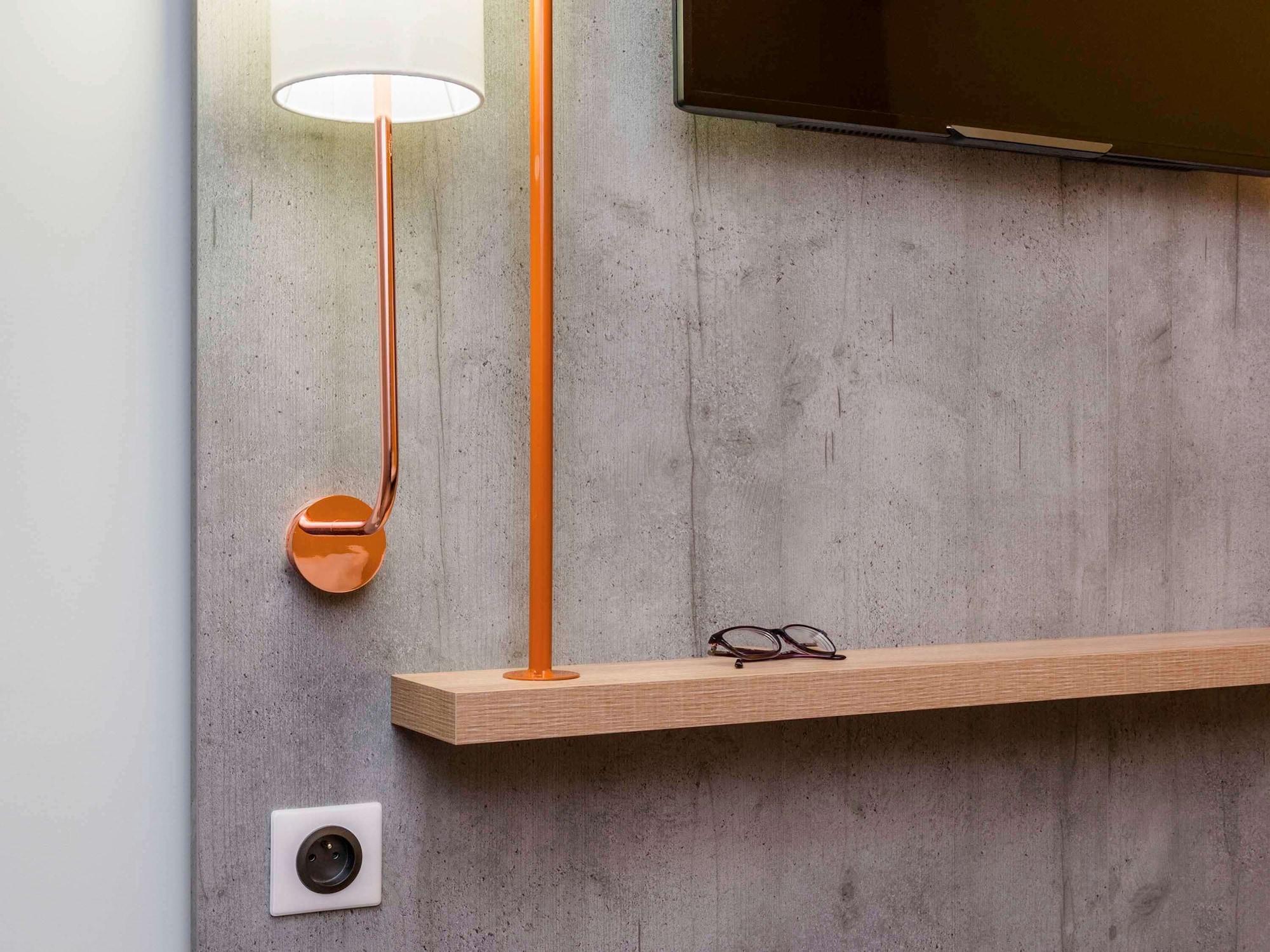 Ibis Budget Metz Technopole Экстерьер фото