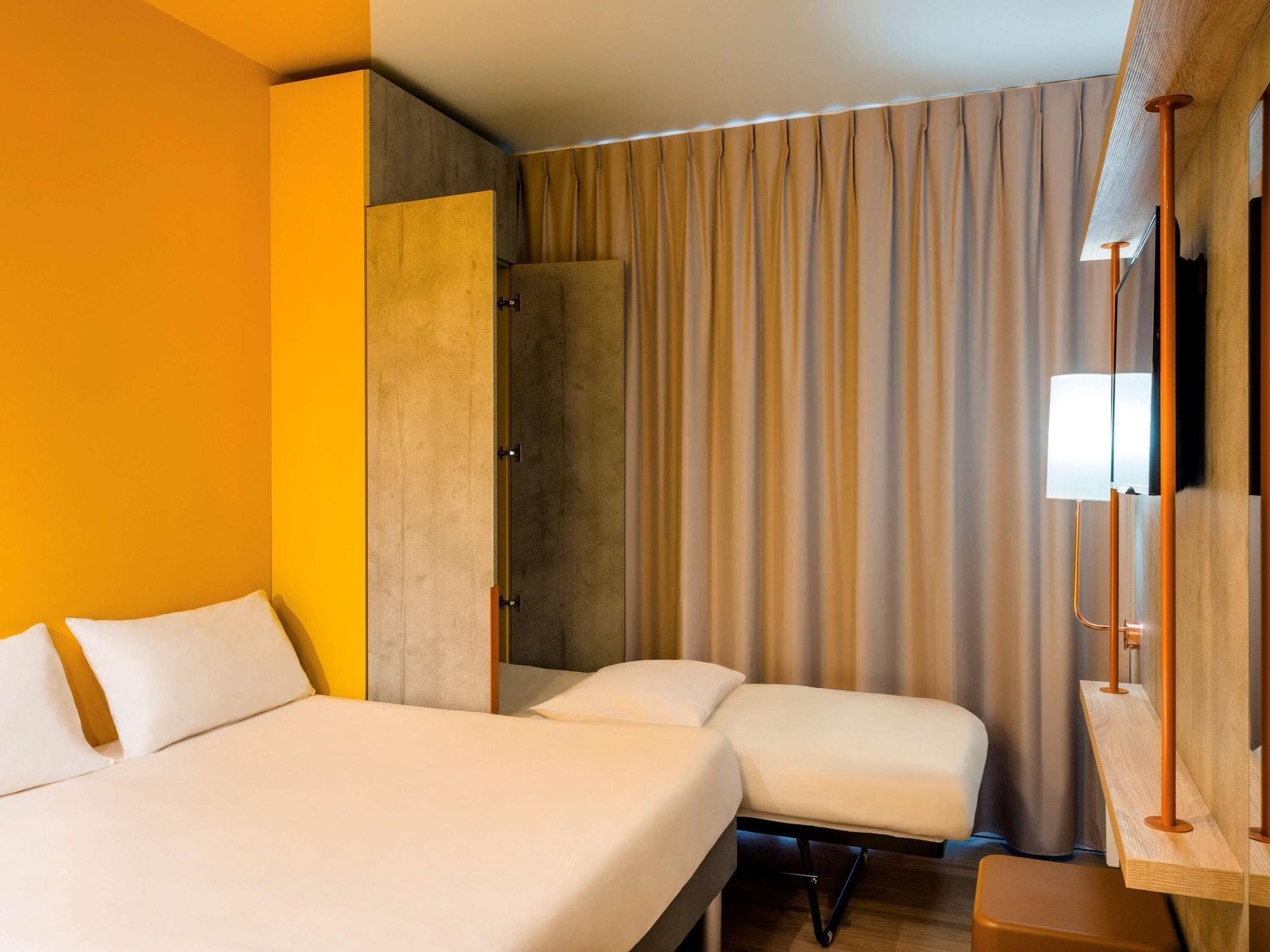 Ibis Budget Metz Technopole Экстерьер фото